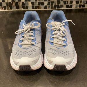 Hoka running shoe size 8